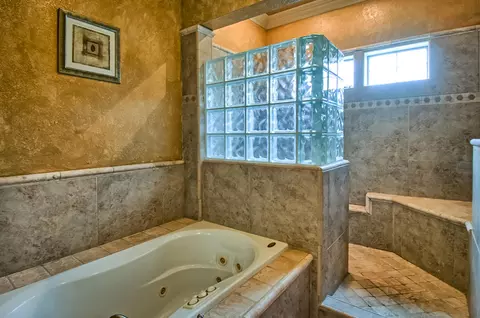4388 Saratoga Dr, Redding, CA 96002 photo 31