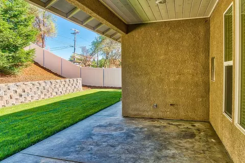 1143 Sunriver Ln, Redding, CA 96001 photo 41