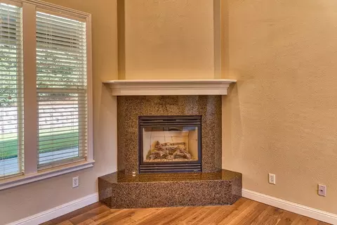 1143 Sunriver Ln, Redding, CA 96001 photo 8