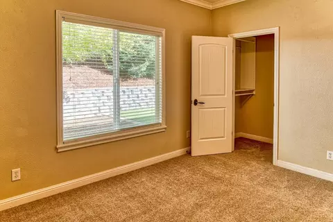1143 Sunriver Ln, Redding, CA 96001 photo 37