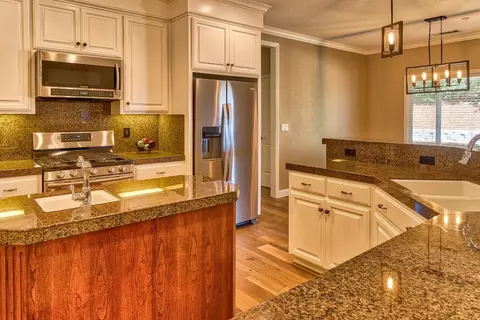 1143 Sunriver Ln, Redding, CA 96001 photo 12