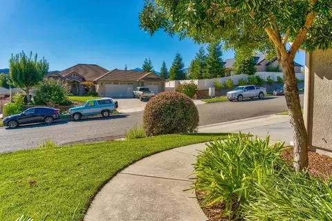 1143 Sunriver Ln, Redding, CA 96001 photo 47
