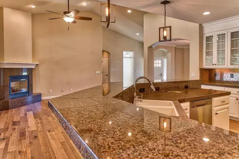 1143 Sunriver Ln, Redding, CA 96001 photo 10