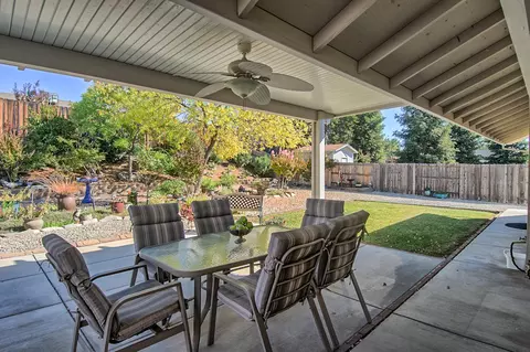 1579 Hominy Way, Redding, CA 96003 photo 30