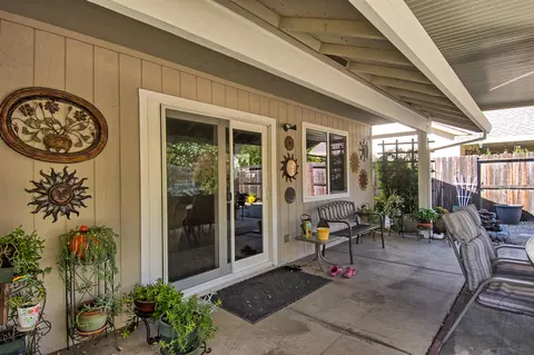 1579 Hominy Way, Redding, CA 96003 photo 28