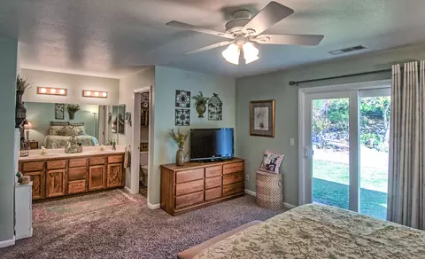 1579 Hominy Way, Redding, CA 96003 photo 16