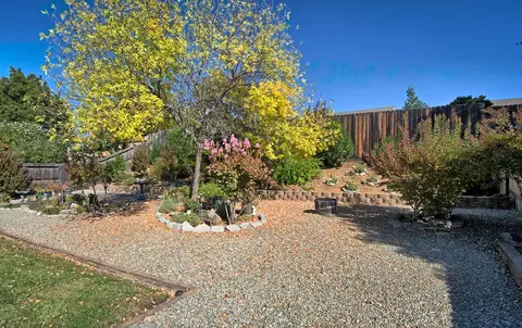 1579 Hominy Way, Redding, CA 96003 photo 33