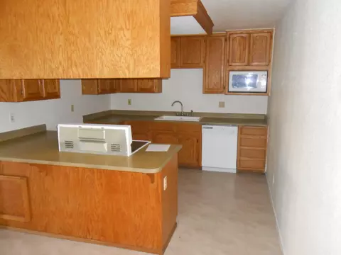 3498 Magnums Way, Redding, CA 96003 photo 3