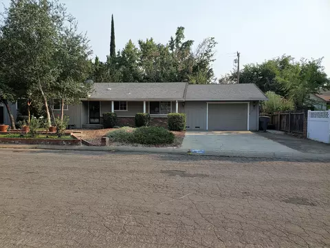 581 Terrace Dr, Redding, CA 96002 photo 1
