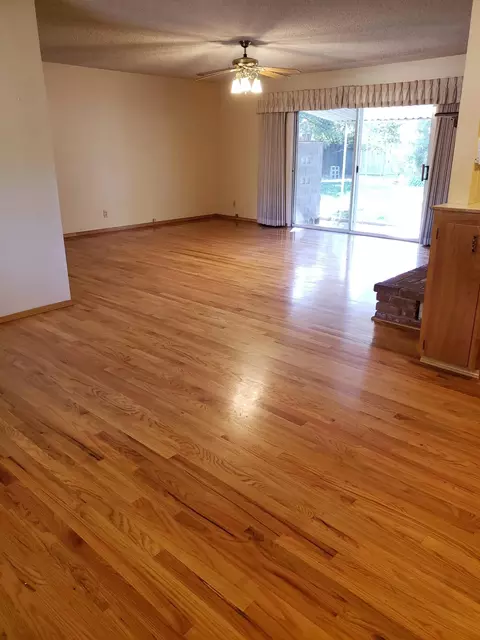 581 Terrace Dr, Redding, CA 96002 photo 3