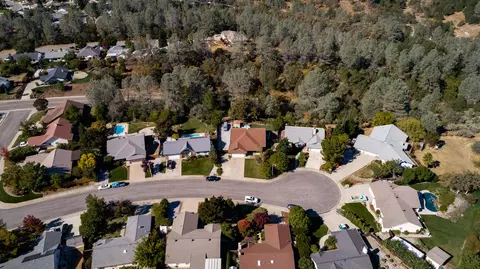 4234 Sudden Wind Ct, Redding, CA 96001 photo 35
