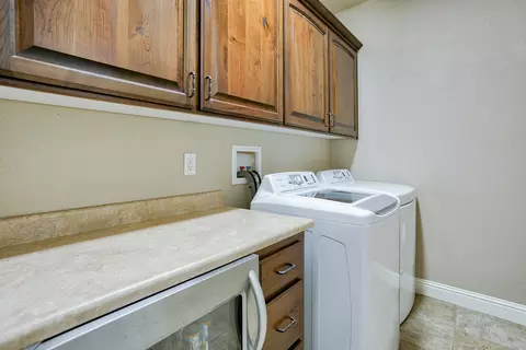 1972 Balzac Ct, Redding, CA 96003 photo 32