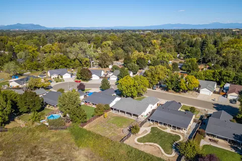 5462 Mill Pond Ln, Redding, CA 96001 photo 57