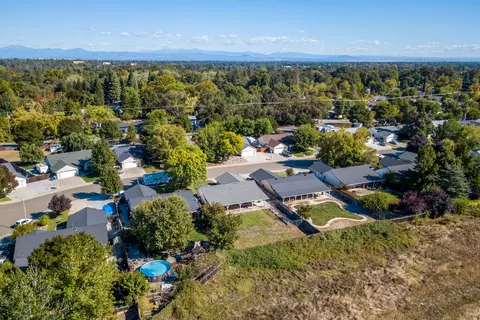 5462 Mill Pond Ln, Redding, CA 96001 photo 55