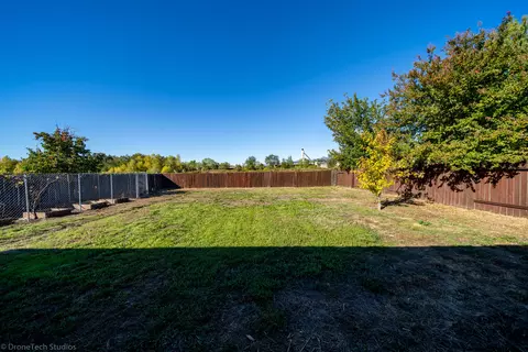 5462 Mill Pond Ln, Redding, CA 96001 photo 40