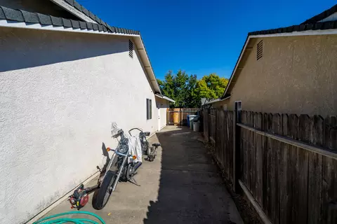5462 Mill Pond Ln, Redding, CA 96001 photo 35