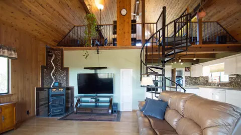 22167 Loop Dr, Redding, CA 96003 photo 7