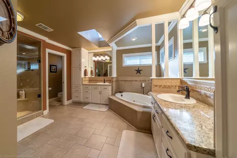 2110 Dartmouth Dr, Redding, CA 96001 photo 32