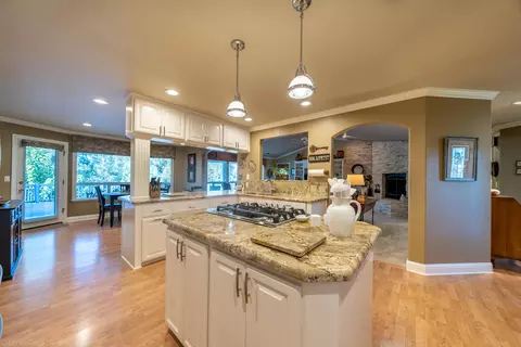 2110 Dartmouth Dr, Redding, CA 96001 photo 22