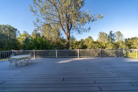 2110 Dartmouth Dr, Redding, CA 96001 photo 52