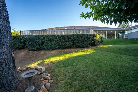 2110 Dartmouth Dr, Redding, CA 96001 photo 66
