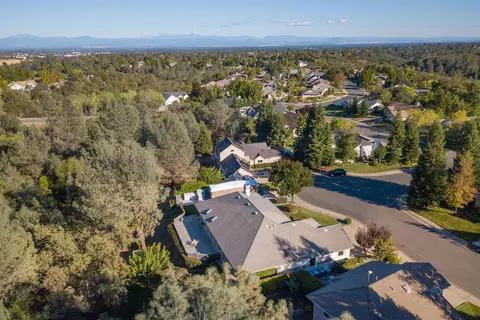 2110 Dartmouth Dr, Redding, CA 96001 photo 76