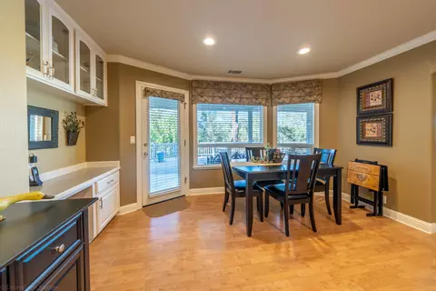 2110 Dartmouth Dr, Redding, CA 96001 photo 18