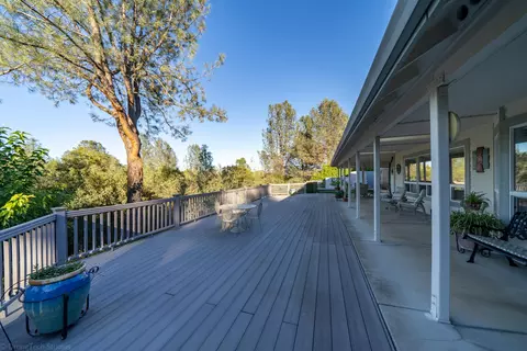 2110 Dartmouth Dr, Redding, CA 96001 photo 54