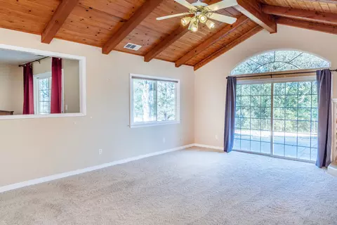 13980 Noble Way, Red Bluff, CA 96080 photo 2