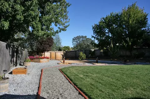 1783 Sterling Dr, Redding, CA 96003 photo 21