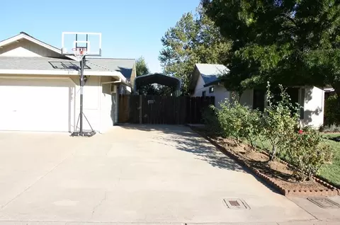 1783 Sterling Dr, Redding, CA 96003 photo 3