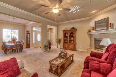 4682 Nantucket Dr, Redding, CA 96001 photo 10