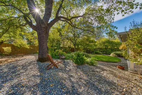 4682 Nantucket Dr, Redding, CA 96001 photo 46