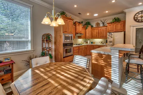 4682 Nantucket Dr, Redding, CA 96001 photo 13