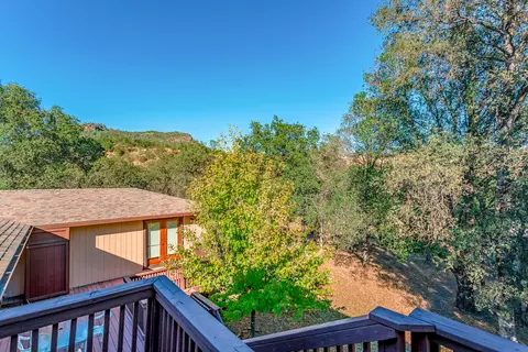 21293 Jennifer Dr, Redding, CA 96003 photo 18