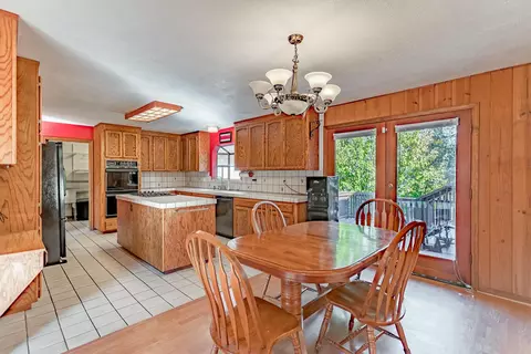 21293 Jennifer Dr, Redding, CA 96003 photo 3