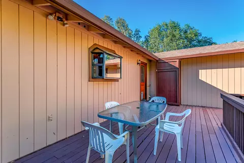 21293 Jennifer Dr, Redding, CA 96003 photo 17