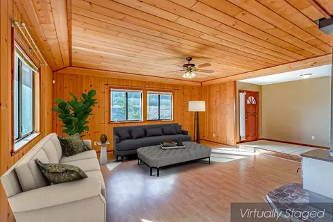 21293 Jennifer Dr, Redding, CA 96003 photo 2