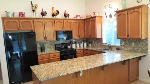 2027 Wicklow St, Redding, CA 96001 photo 10