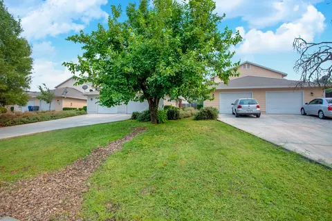 1747 Laurel Ave, Redding, CA 96001 photo 4