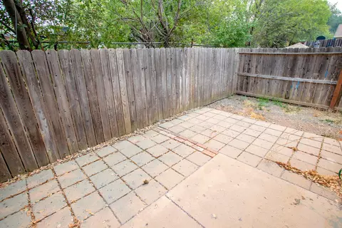 1747 Laurel Ave, Redding, CA 96001 photo 24