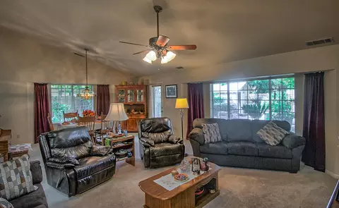 4284 Long Dr Ct, Redding, CA 96002 photo 5
