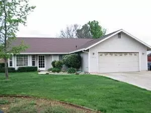 3292 Capricorn Way, Redding, CA 96002 photo 1