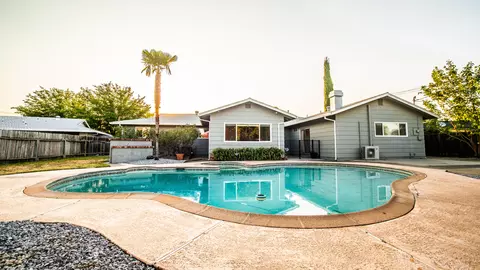 815 Middle St, Redding, CA 96003 photo 27