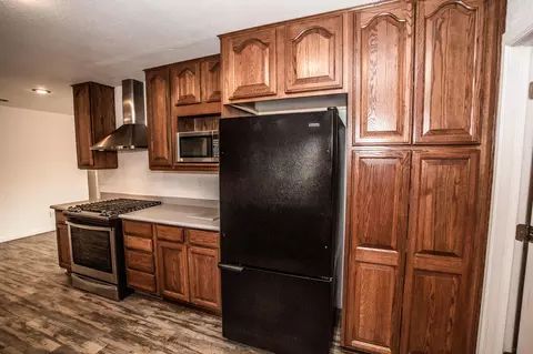 815 Middle St, Redding, CA 96003 photo 9