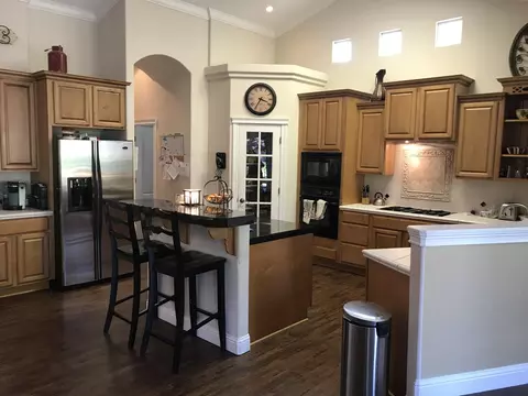 1397 Spinnaker Dr, Redding, CA 96003 photo 8