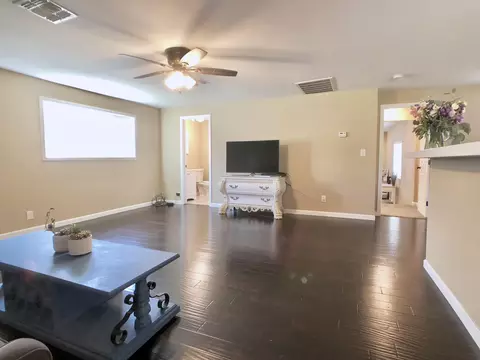 2160 Kenyon Dr, Redding, CA 96001 photo 9