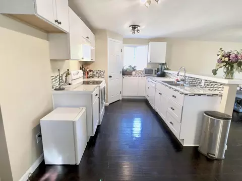 2160 Kenyon Dr, Redding, CA 96001 photo 5