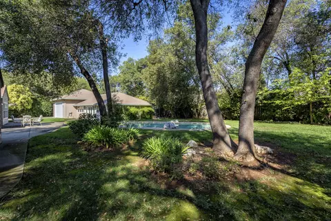 4245 Vista Oaks Ct, Redding, CA 96002 photo 34