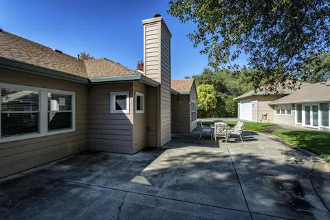 4245 Vista Oaks Ct, Redding, CA 96002 photo 38